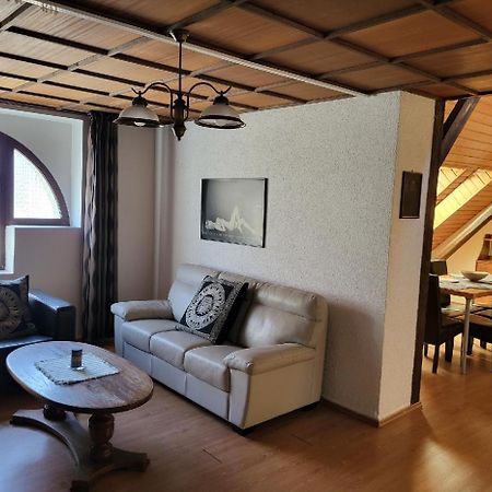 Sunflower Prague Apartments And Suites المظهر الخارجي الصورة