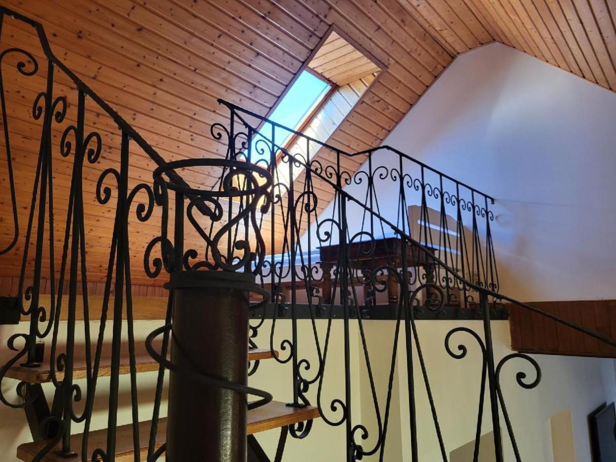 Sunflower Prague Apartments And Suites المظهر الخارجي الصورة