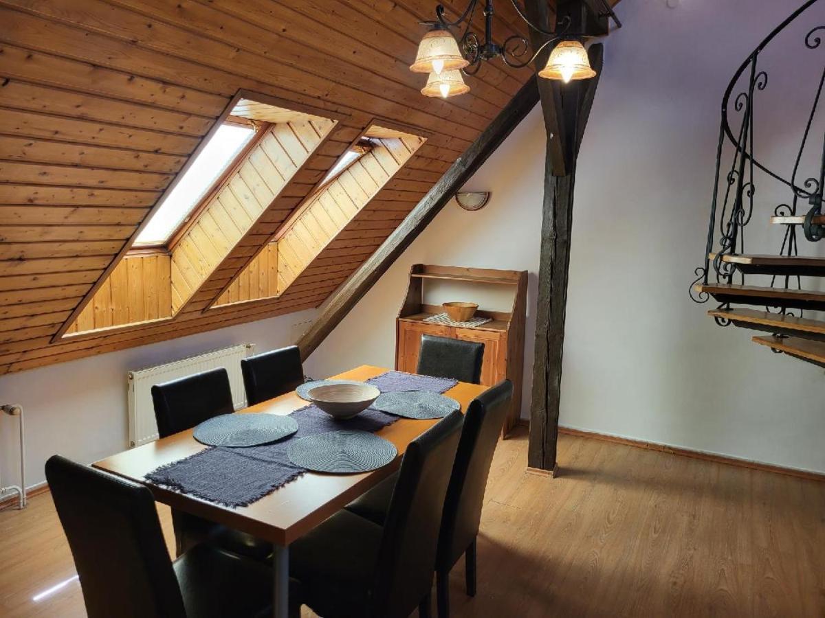 Sunflower Prague Apartments And Suites المظهر الخارجي الصورة
