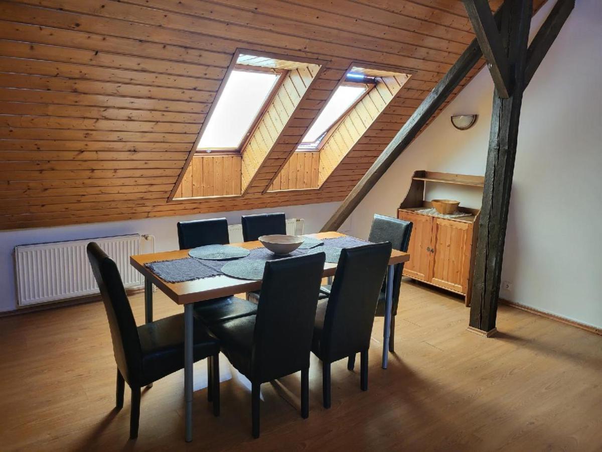 Sunflower Prague Apartments And Suites المظهر الخارجي الصورة