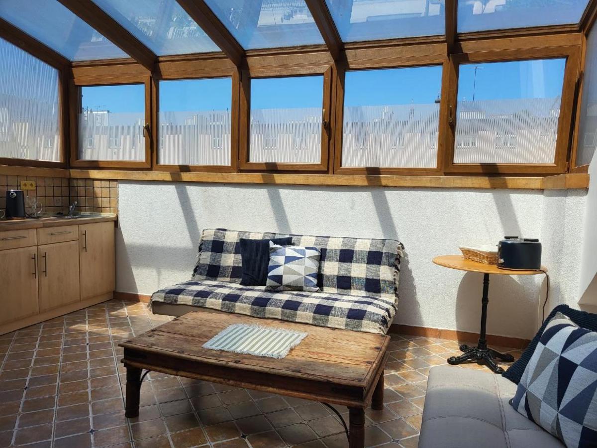 Sunflower Prague Apartments And Suites المظهر الخارجي الصورة