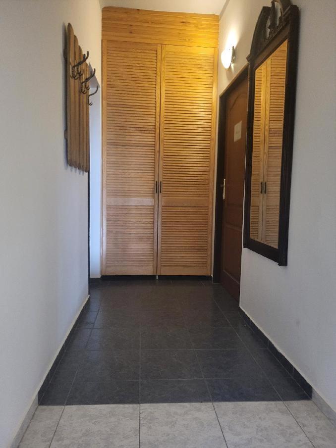 Sunflower Prague Apartments And Suites المظهر الخارجي الصورة