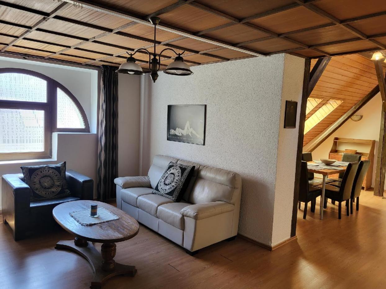 Sunflower Prague Apartments And Suites المظهر الخارجي الصورة