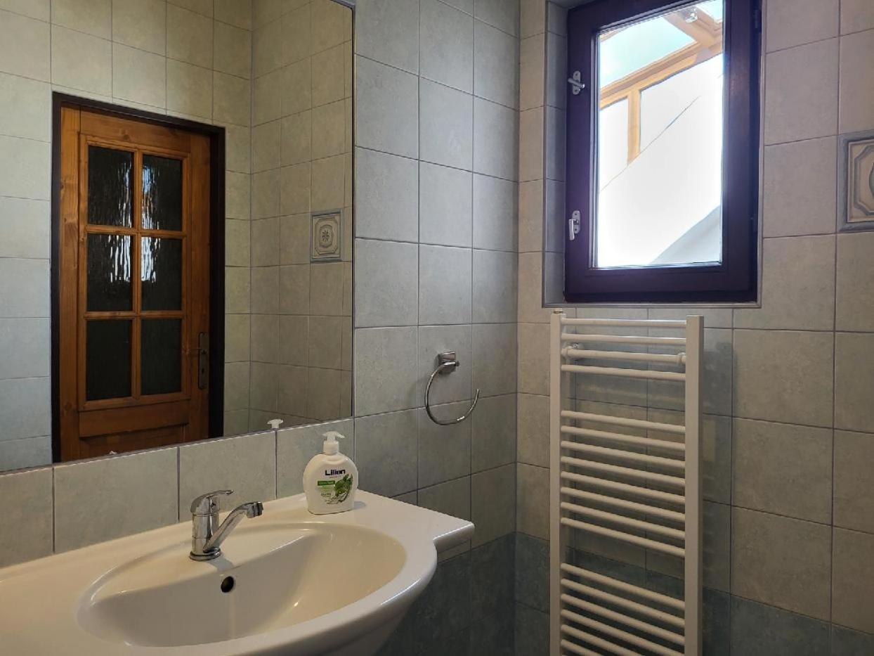 Sunflower Prague Apartments And Suites المظهر الخارجي الصورة